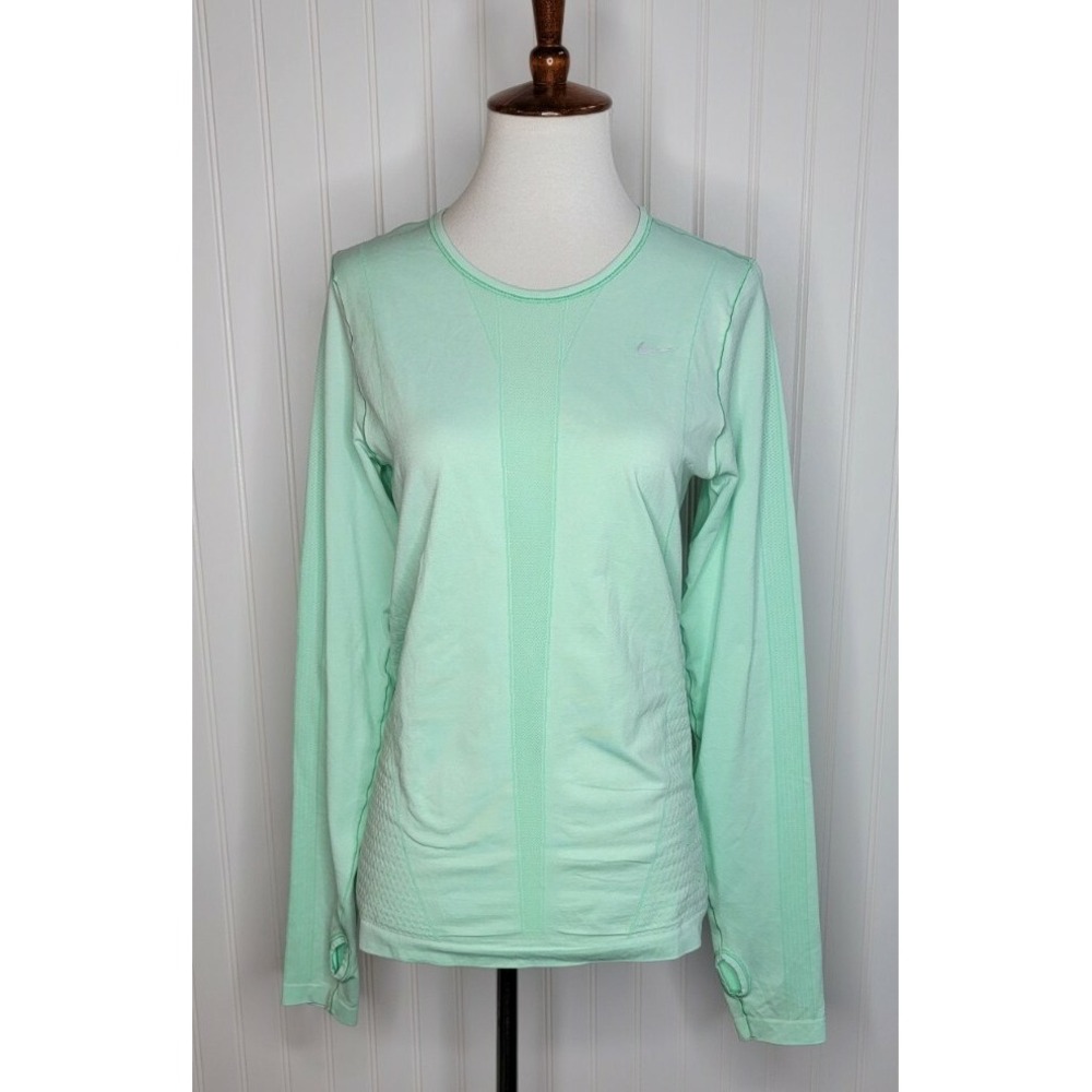 Nike Seamless Running Long Sleeve Workout Shirt Women's Size Medium Light Green